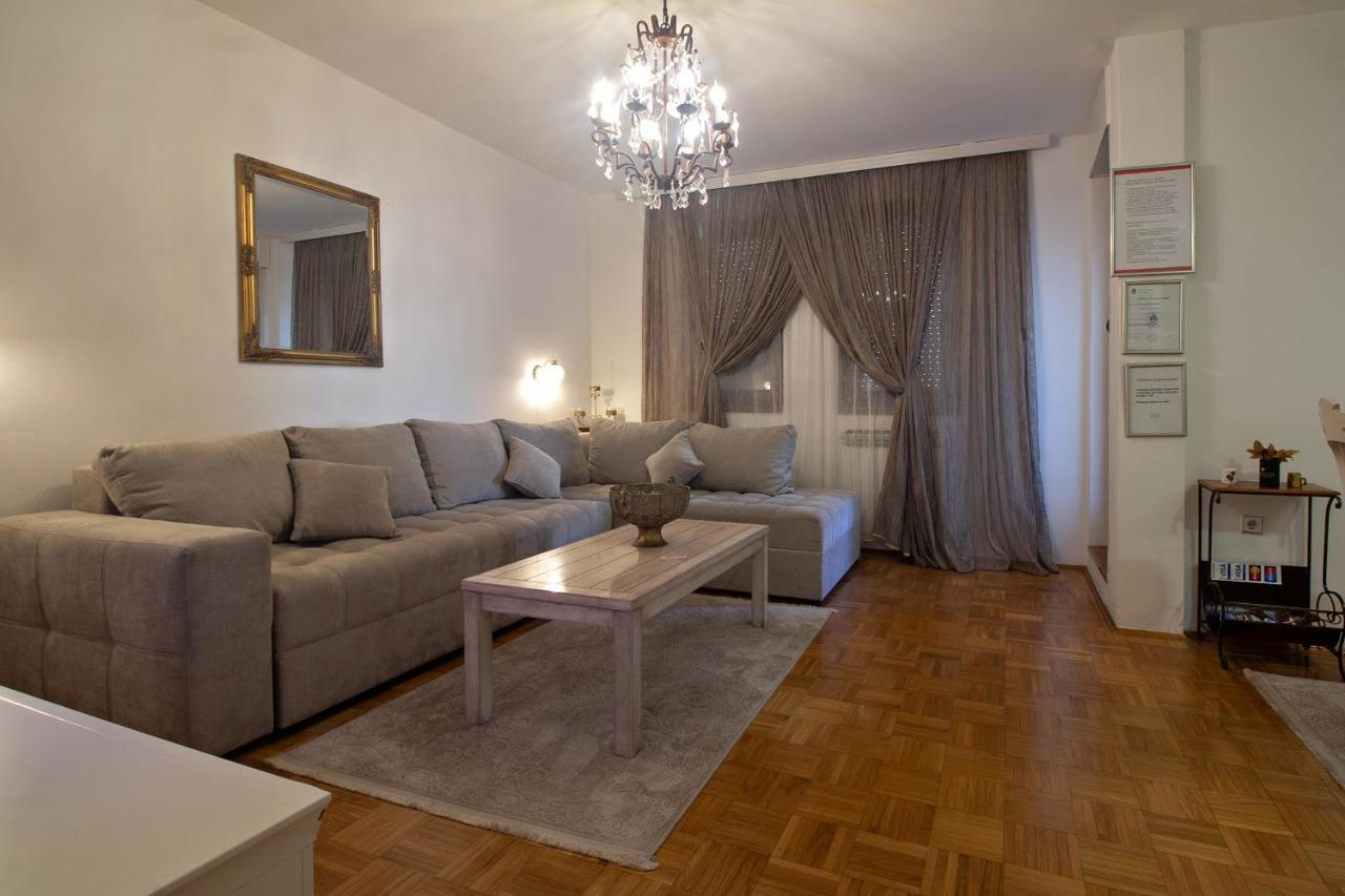 Apartment Barby - Aleja Banja Luka Bagian luar foto